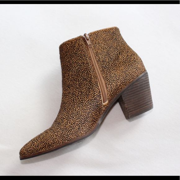 Lucky Brand Booties- Size 8.5! - Picture 2 of 7